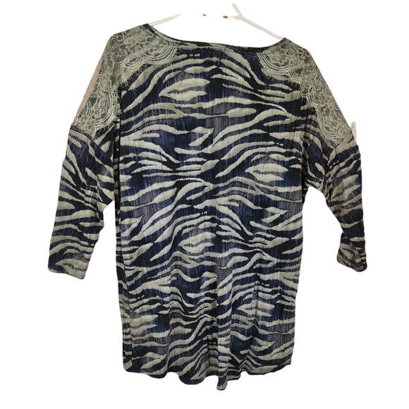 Chico's Animal print and Lace Tunic - Picture 5 of 5